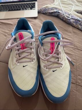 Nike Cream, Blue & Pink GOLF Shoes